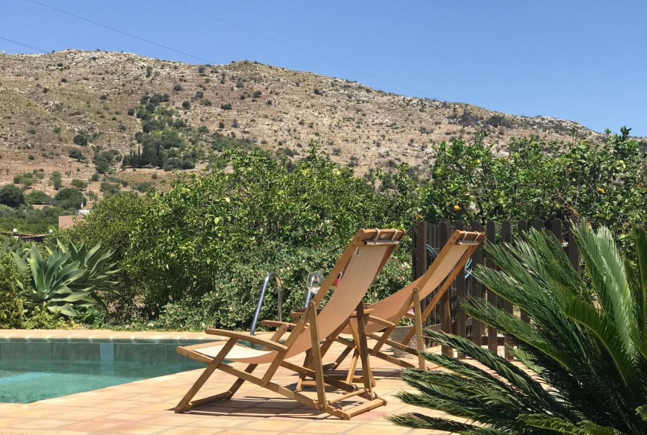 Authentic Sicilian Charm, Pool, Sea View, Wi-Fi & Parking Villa Avola Buitenkant foto